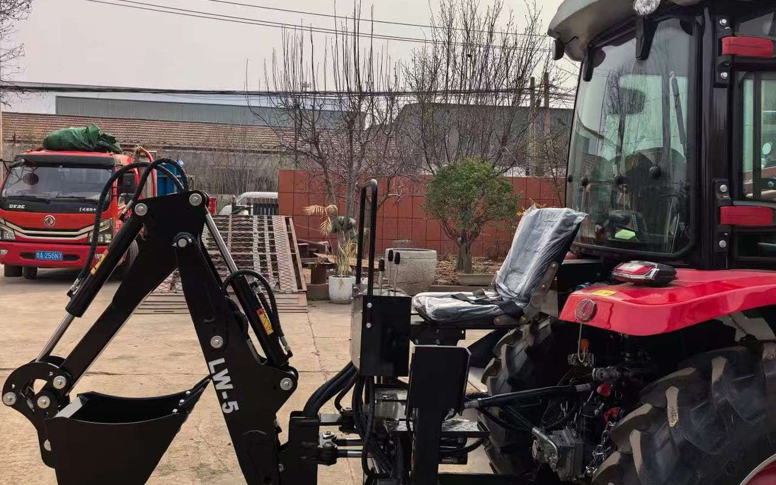 Work equipment Fathi Motors